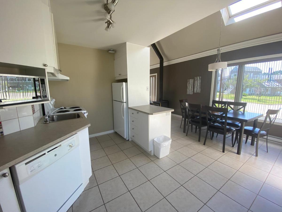 Condos Vacances Msa 2Ch Avec Piscine Et Spas Exterieurs Gratuits 4 Saisons!! Beaupré Exteriör bild